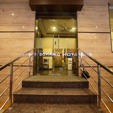 The Park Avenue Hotel - Business Class Hotel Near Central Railway Station Chennai Periyamet Exteriör bild