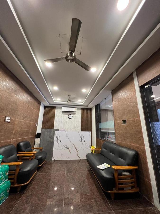 The Park Avenue Hotel - Business Class Hotel Near Central Railway Station Chennai Periyamet Exteriör bild