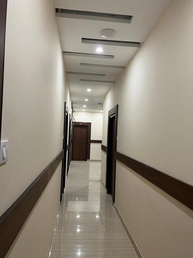 The Park Avenue Hotel - Business Class Hotel Near Central Railway Station Chennai Periyamet Exteriör bild