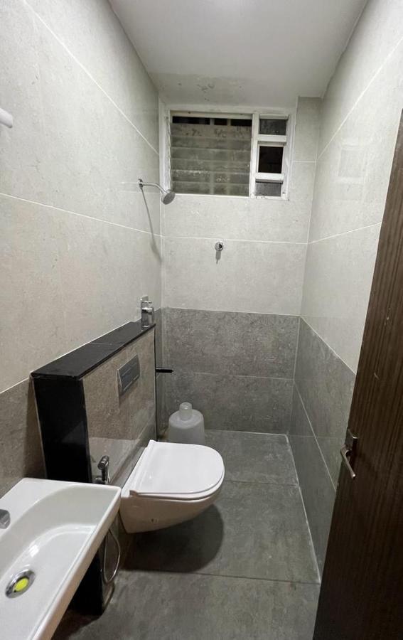 The Park Avenue Hotel - Business Class Hotel Near Central Railway Station Chennai Periyamet Exteriör bild