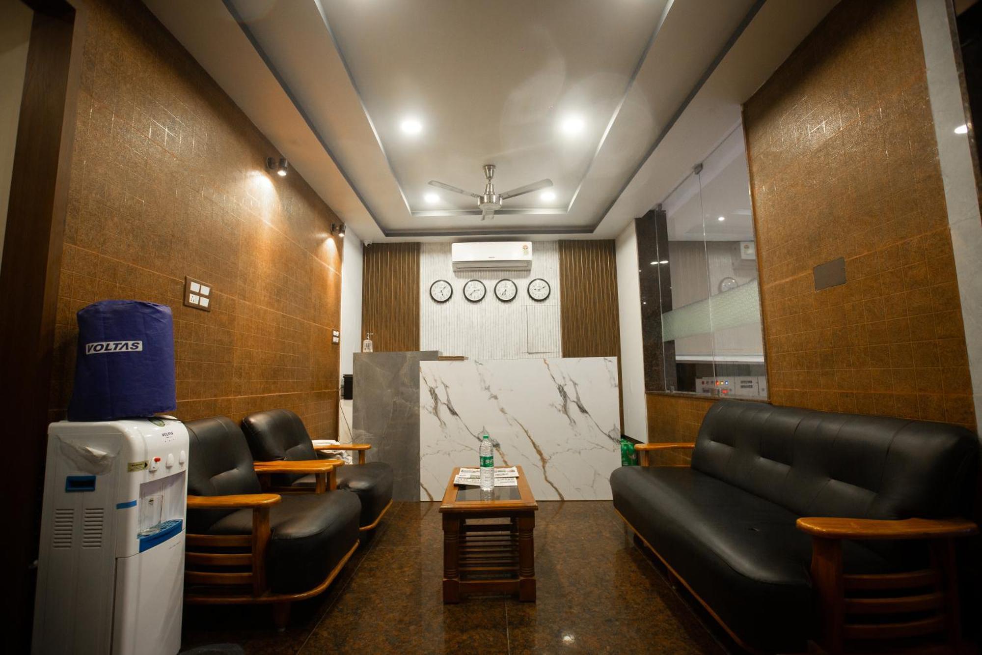 The Park Avenue Hotel - Business Class Hotel Near Central Railway Station Chennai Periyamet Exteriör bild