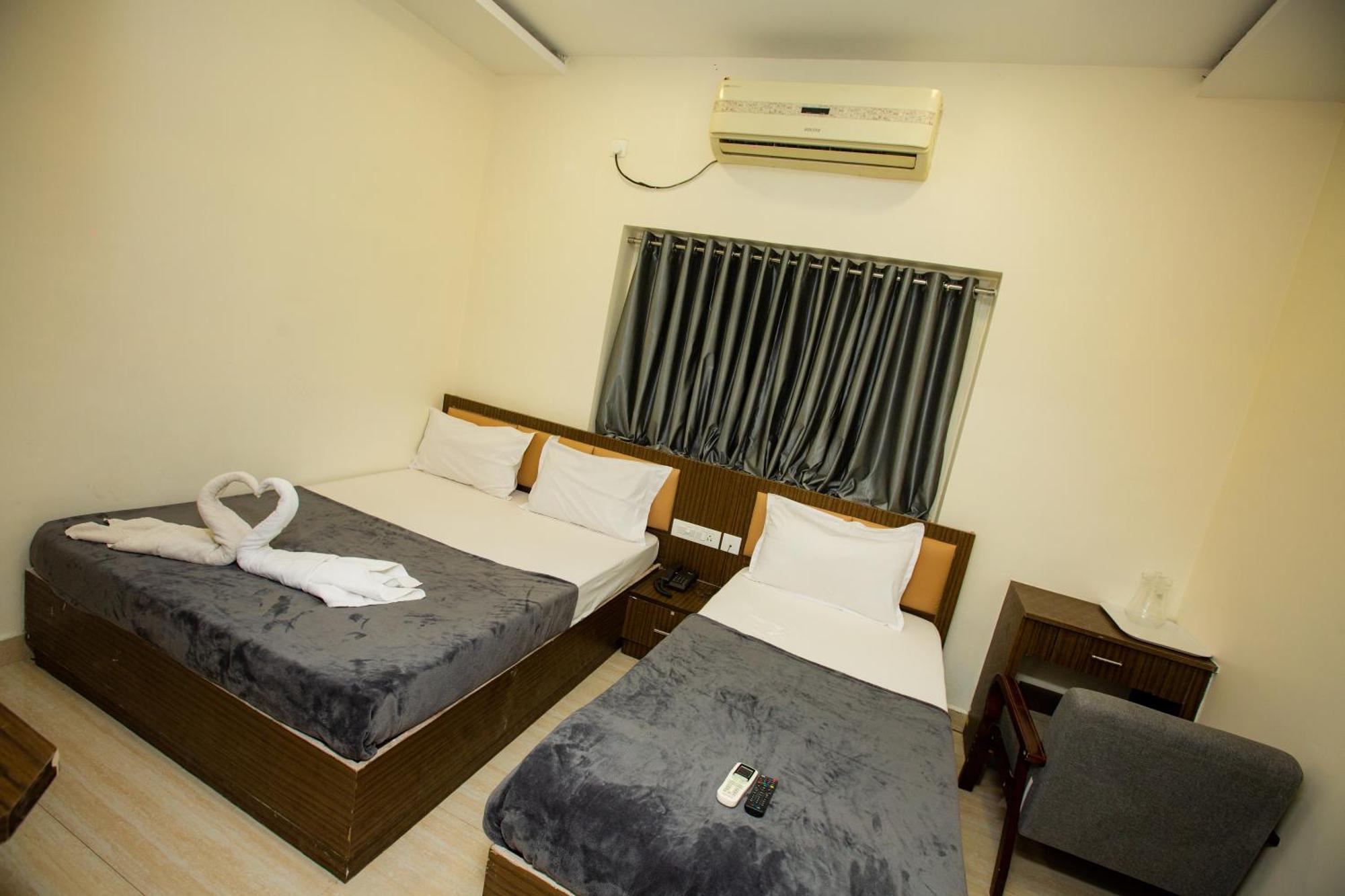 The Park Avenue Hotel - Business Class Hotel Near Central Railway Station Chennai Periyamet Exteriör bild